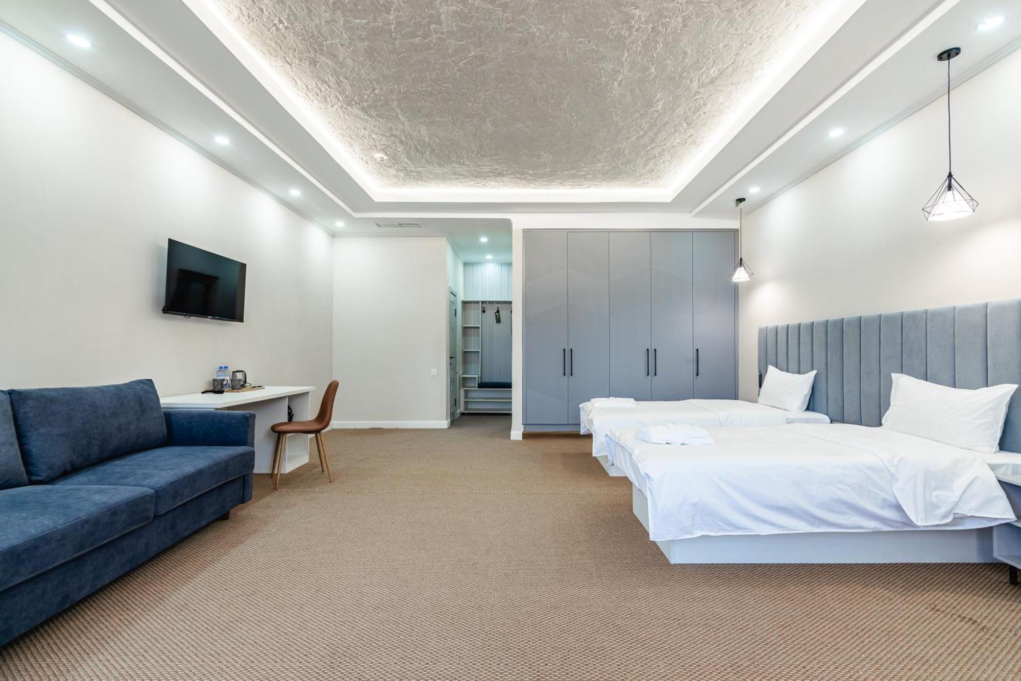Aykun Hotel Almaty Eksteriør bilde