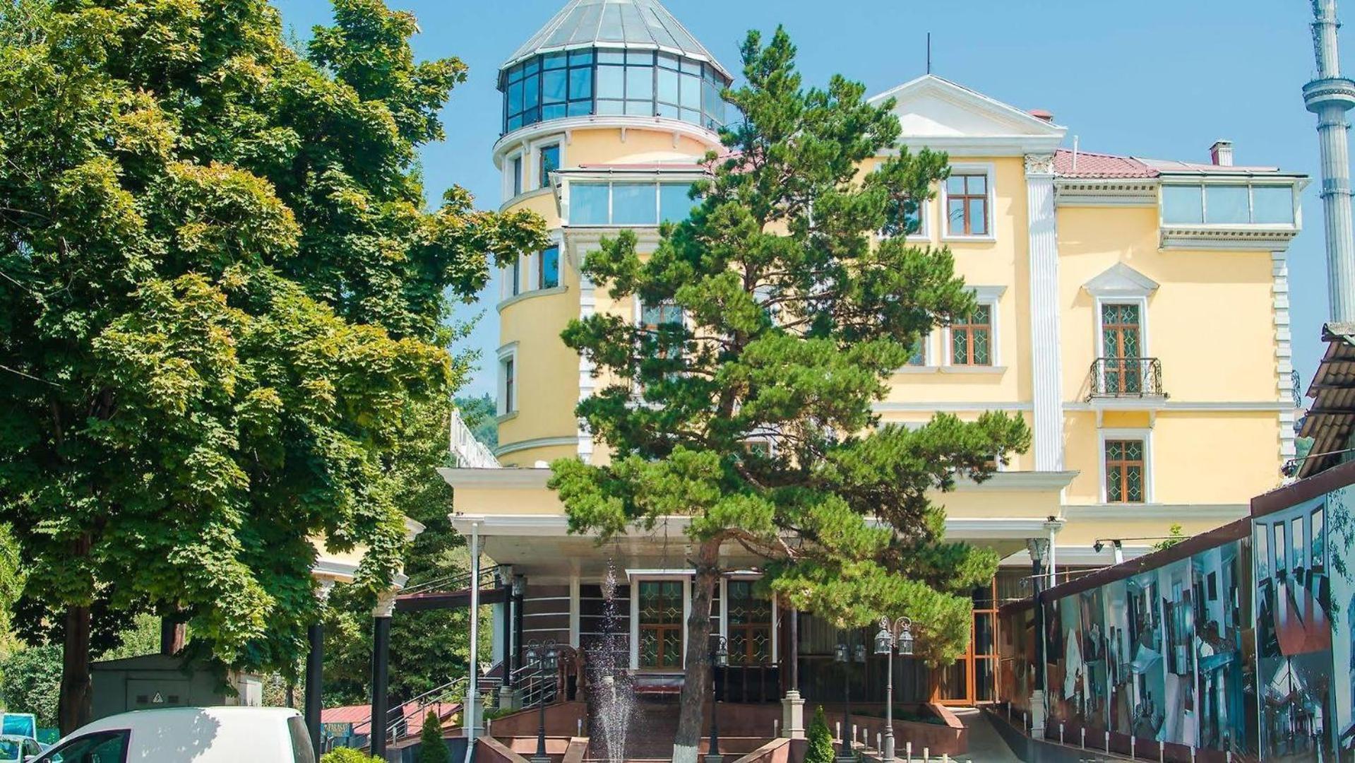 Aykun Hotel Almaty Eksteriør bilde
